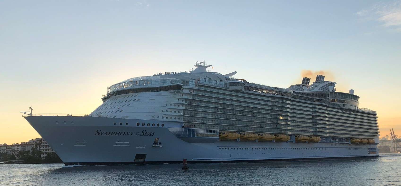 Top 5 Biggest Cruise Ship