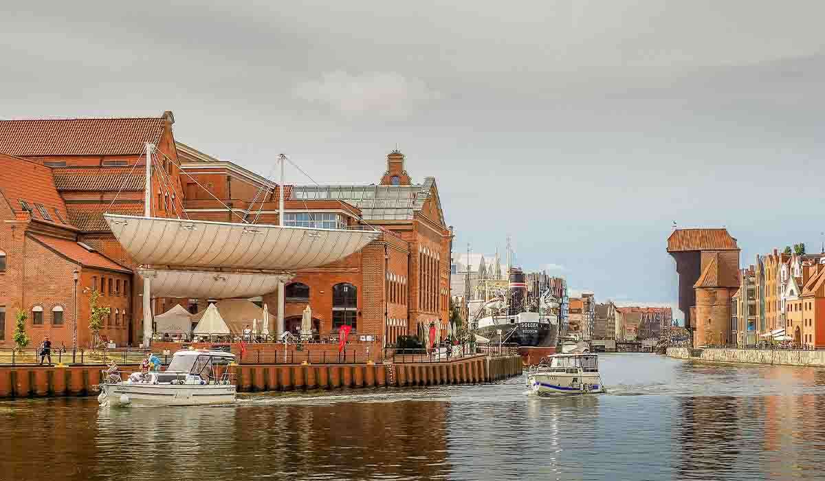 Gdansk, Best 120 Cheap Vacation Places for Couples